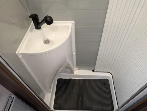 2026 Auto-Sleepers Bourton | Washroom - Separate Shower with Sink & Extendable Shower Head